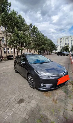 toyota corolla dolnośląskie Toyota Corolla cena 68500 przebieg: 68655, rok produkcji 2018 z Warszawa